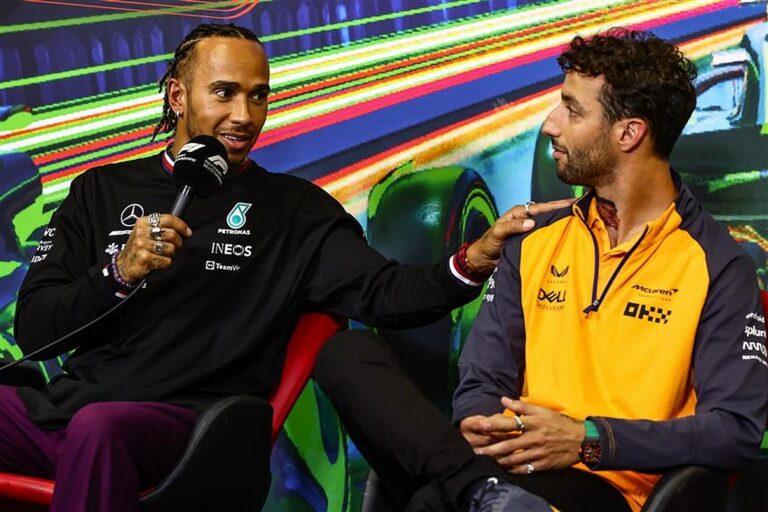 Lewis-Hamilton-and-Daniel-Ricciardo-at-Mercedes-2023.v1 (1)